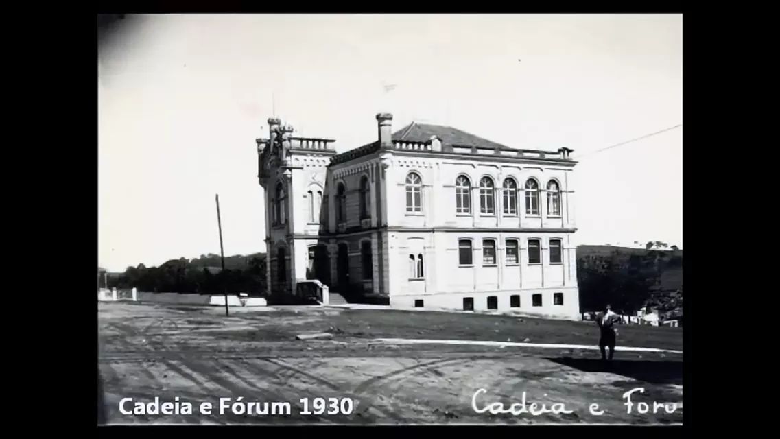 Fórum e Cadeia