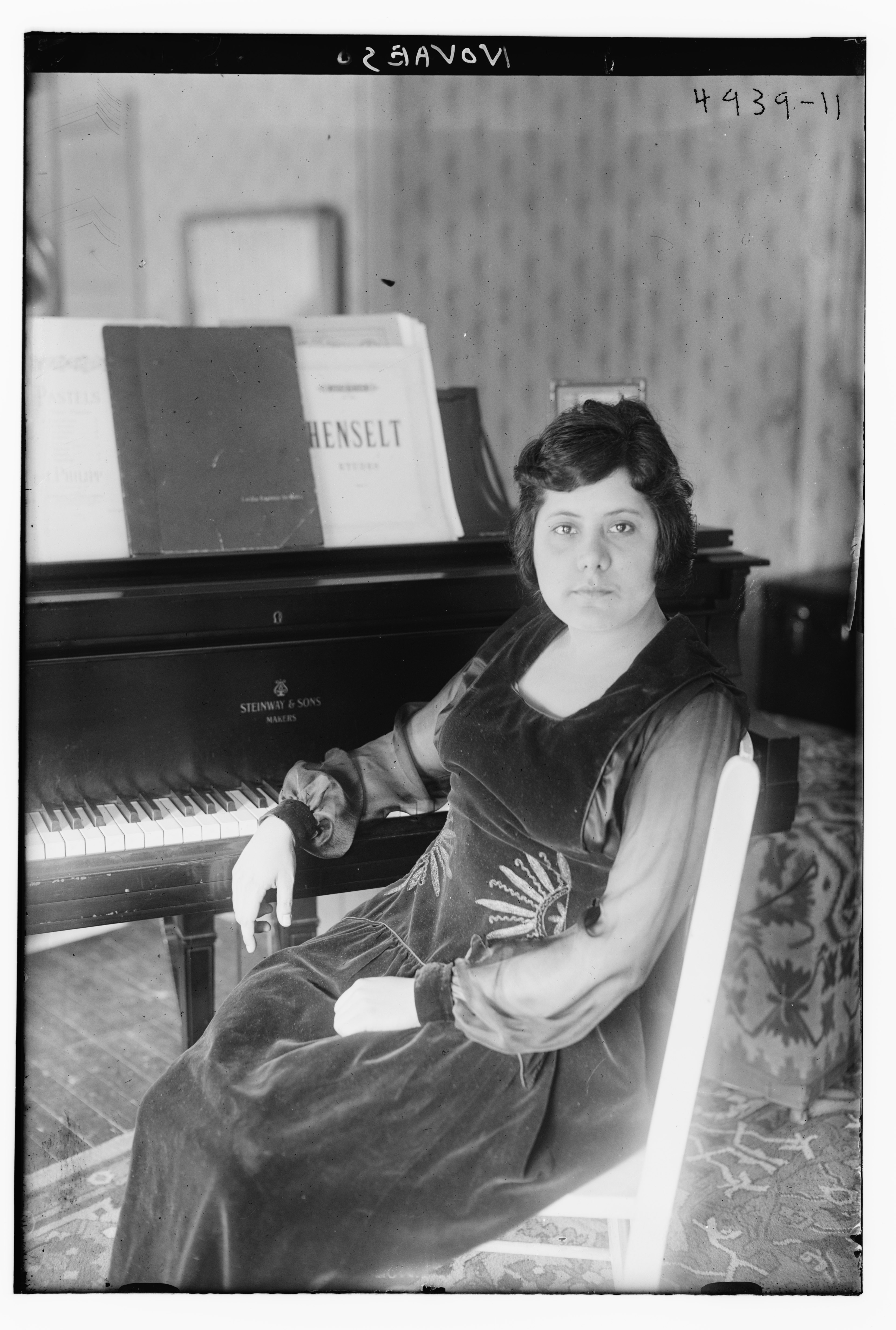 Guiomar Loc Portrait 1919